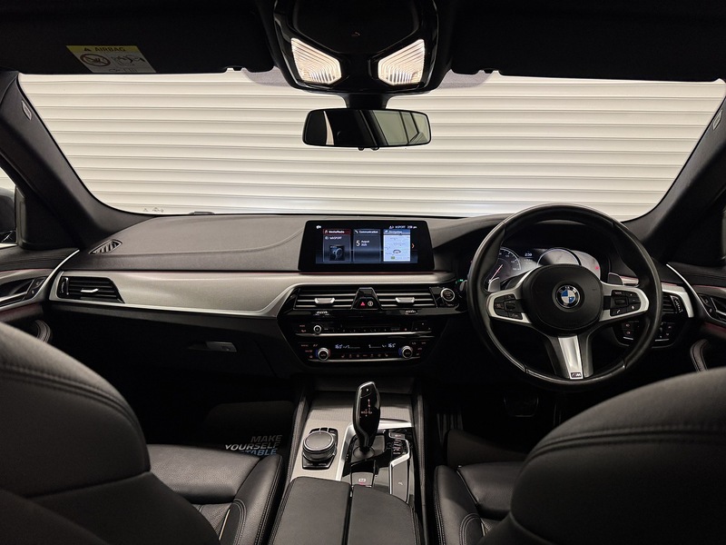 BMW 5 Series 2.0 520d M Sport Touring Auto Euro 6 (s/s) 5dr - U119481