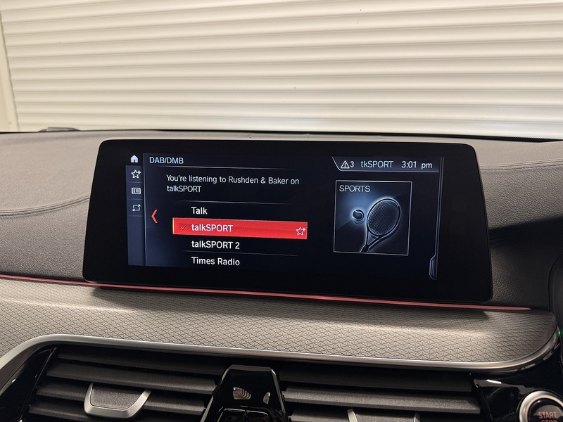 BMW 5 Series 2.0 520d M Sport Touring Auto Euro 6 (s/s) 5dr - U119481