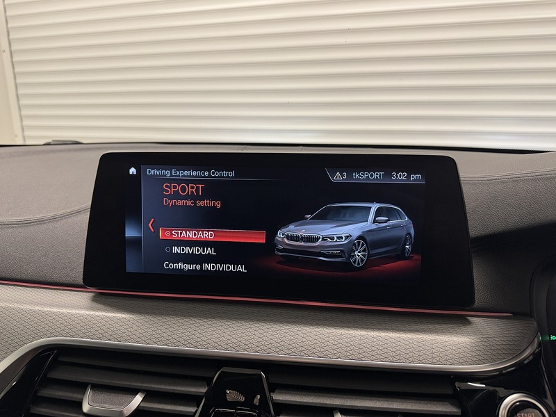 BMW 5 Series 2.0 520d M Sport Touring Auto Euro 6 (s/s) 5dr - U119481