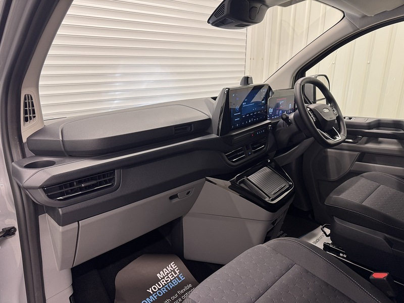 Ford Transit Custom 2.0 320 EcoBlue Limited Crew Van Auto L1 H1 Euro 6 (s/s) 5dr - U119488