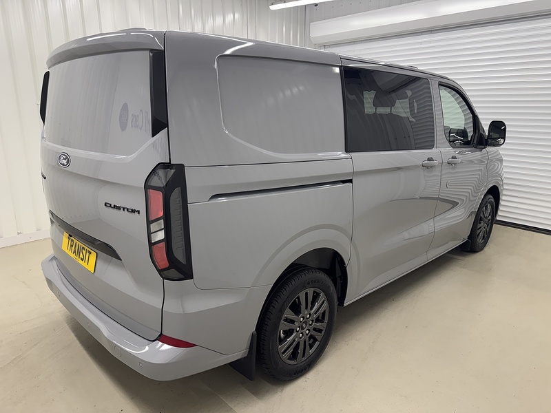 Ford Transit Custom 2.0 320 EcoBlue Limited Crew Van Auto L1 H1 Euro 6 (s/s) 5dr - U119488
