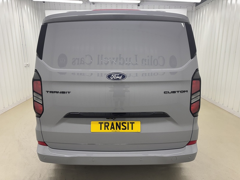 Ford Transit Custom 2.0 320 EcoBlue Limited Crew Van Auto L1 H1 Euro 6 (s/s) 5dr - U119488