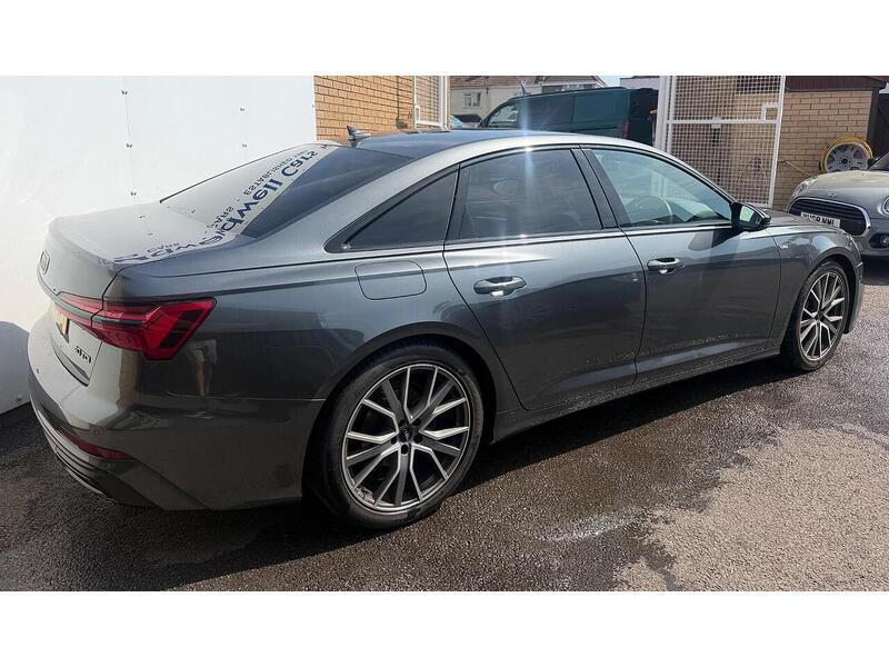 Audi A6 Saloon 2.0 TDI 40 Black Edition Saloon 4dr Diesel S Tronic Euro 6 (s/s) (204 ps) - U119490