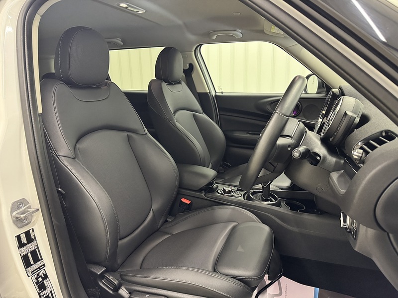 MINI Clubman 1.5 Cooper Classic Estate 6dr Petrol Steptronic Euro 6 (s/s) (136 ps) - U119500