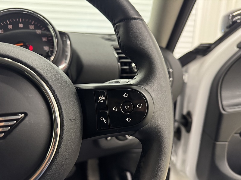 MINI Clubman 1.5 Cooper Classic Estate 6dr Petrol Steptronic Euro 6 (s/s) (136 ps) - U119500