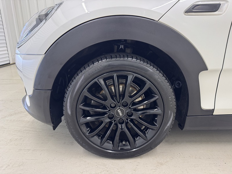 MINI Clubman 1.5 Cooper Classic Estate 6dr Petrol Steptronic Euro 6 (s/s) (136 ps) - U119500