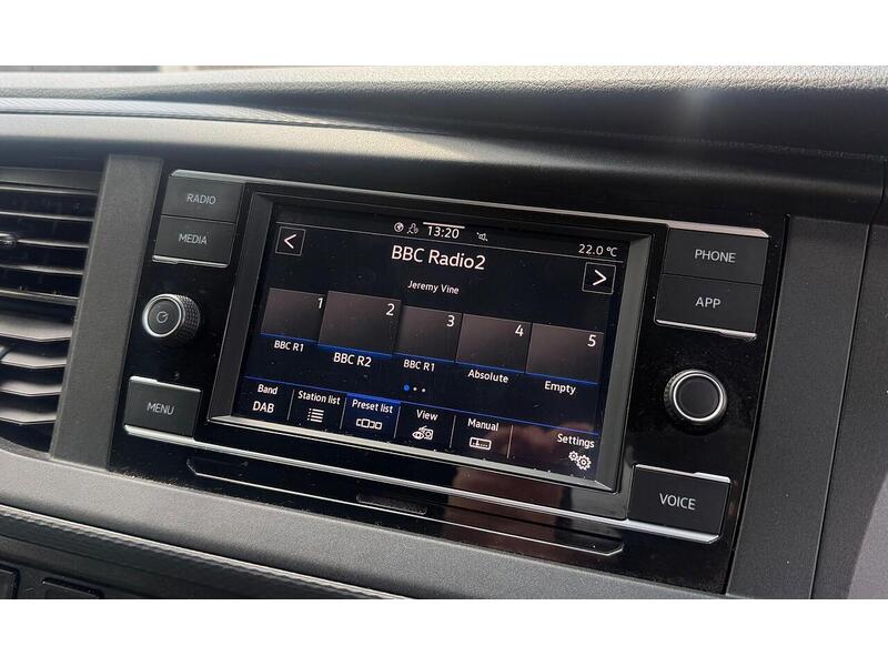 Volkswagen Transporter 2.0 TDI T32 Highline Kombi FWD SWB Euro 6 (s/s) 5dr - U119518