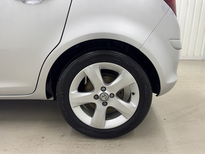 Vauxhall Corsa 1.4 16V SXi Hatchback 5dr Petrol Auto Euro 5 (A/C) (100 ps) - U119520