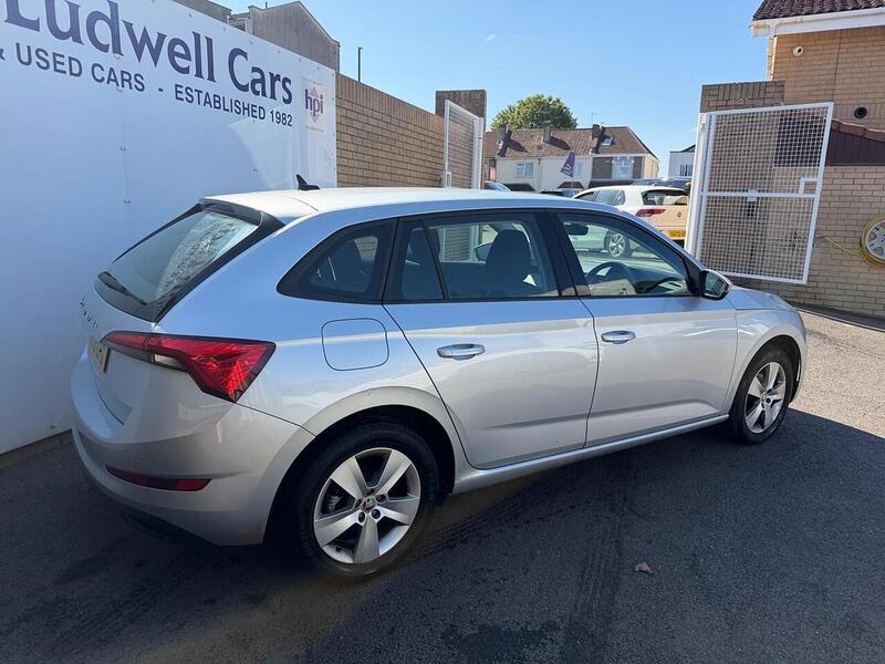 Skoda Scala 1.0 TSI SE Hatchback 5dr Petrol Manual Euro 6 (s/s) (110 ps) - U119522
