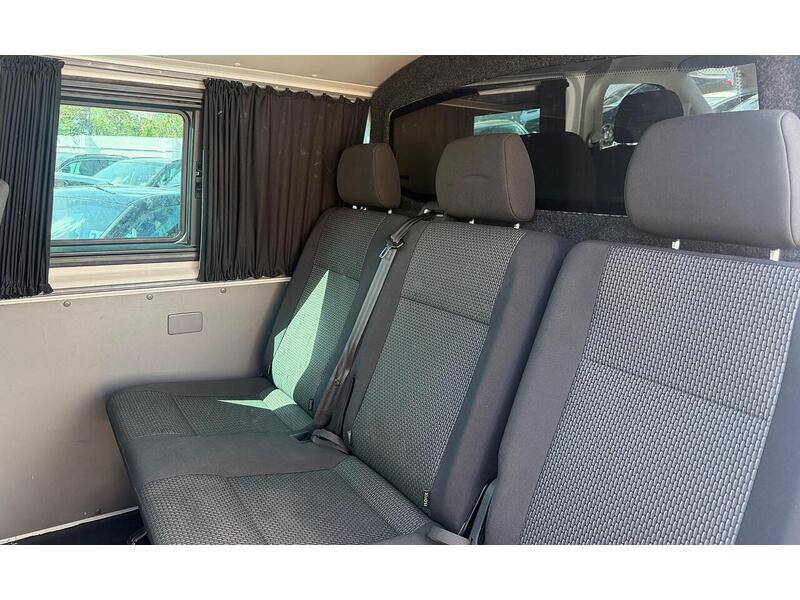 Volkswagen Transporter 2.0 TDI T32 Highline Kombi Double Cab 5dr Diesel DSG FWD LWB High Roof Euro 6 (s/s) (150 ps) - U119524