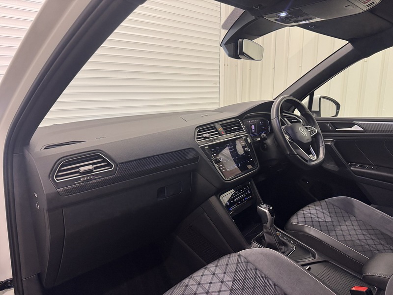 Volkswagen Tiguan 1.5 TSI R-Line Edition DSG Euro 6 (s/s) 5dr - U119528