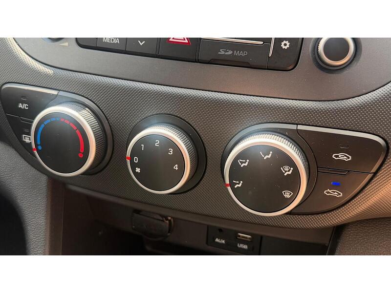 Hyundai i10 1.0 Play Euro 6 5dr - U119531