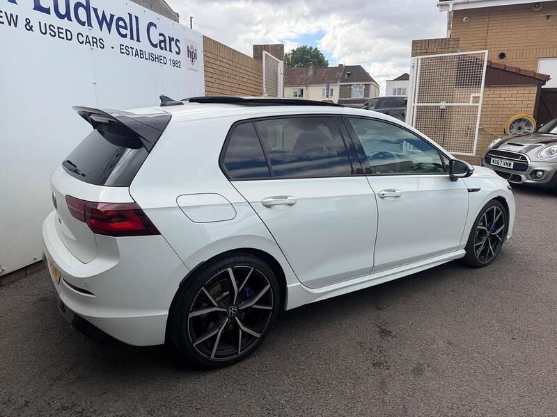 Volkswagen Golf 2.0 TSI R Hatchback 5dr Petrol DSG 4Motion Euro 6 (s/s) (320 ps) - U119540
