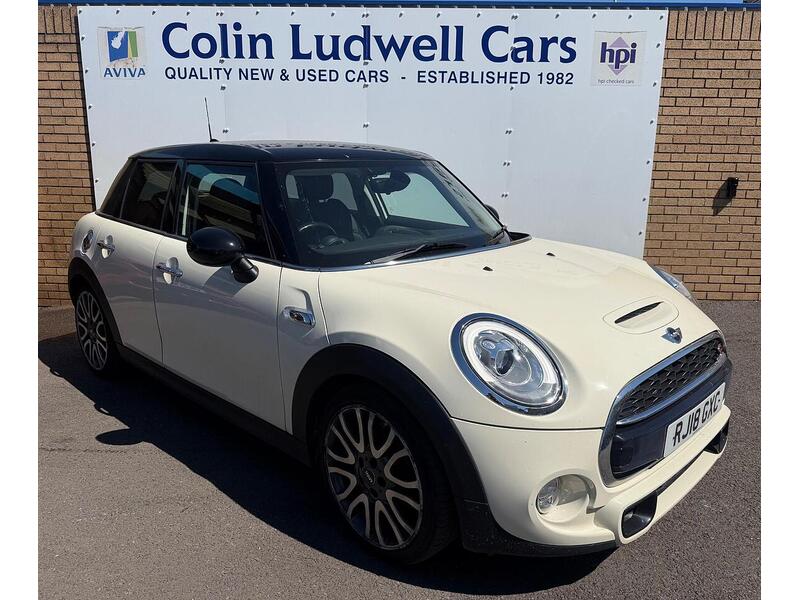 MINI Hatch 2.0 Cooper S Hatchback 5dr Petrol Manual Euro 6 (s/s) (192 ps) - U119542