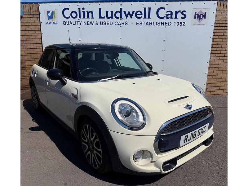 MINI Hatch 2.0 Cooper S Hatchback 5dr Petrol Manual Euro 6 (s/s) (192 ps) - U119542