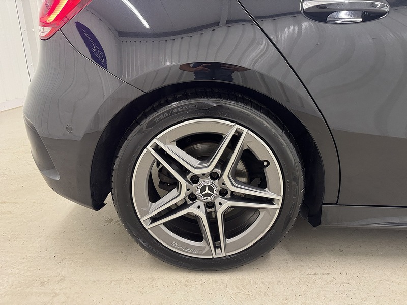 Mercedes-Benz A Class 1.3 A200 AMG Line (Premium Plus) 7G-DCT Euro 6 (s/s) 5dr - U119543