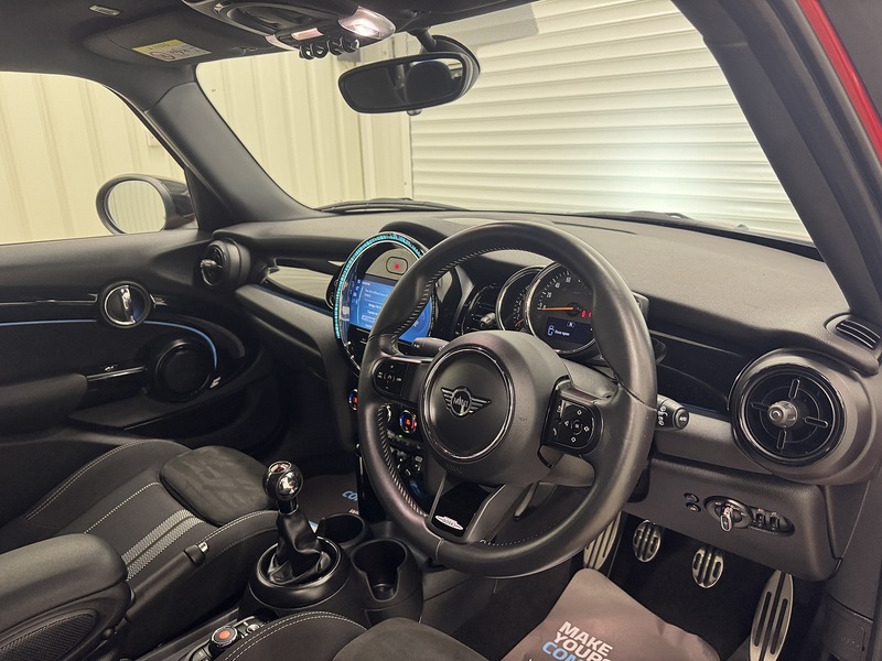 MINI Hatch 1.5 Cooper Sport Euro 6 (s/s) 5dr - U119550