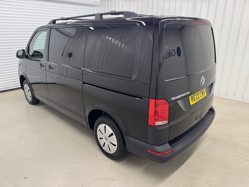 Volkswagen Transporter 2.0 TDI T30 Startline Panel Van 5dr Diesel Manual FWD SWB Euro 6 (s/s) (110 ps) - U119558
