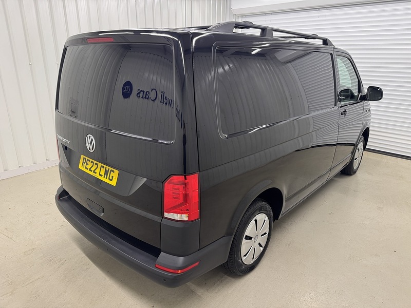 Volkswagen Transporter 2.0 TDI T30 Startline Panel Van 5dr Diesel Manual FWD SWB Euro 6 (s/s) (110 ps) - U119558