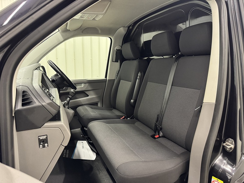 Volkswagen Transporter 2.0 TDI T30 Startline Panel Van 5dr Diesel Manual FWD SWB Euro 6 (s/s) (110 ps) - U119558