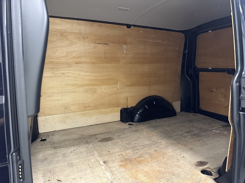 Volkswagen Transporter 2.0 TDI T30 Startline Panel Van 5dr Diesel Manual FWD SWB Euro 6 (s/s) (110 ps) - U119558