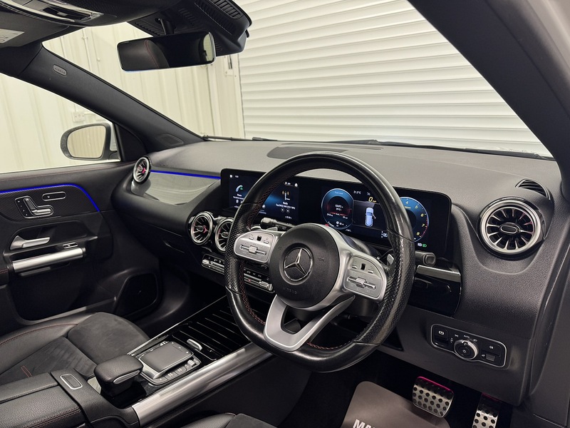 Mercedes-Benz GLA 1.3 GLA180 AMG Line (Premium Plus) 7G-DCT Euro 6 (s/s) 5dr - U119567