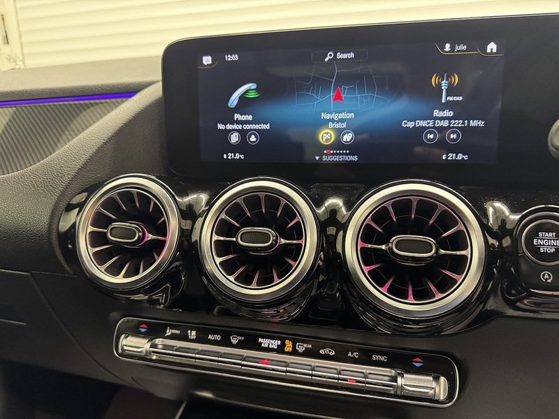 Mercedes-Benz GLA 1.3 GLA180 AMG Line (Premium Plus) 7G-DCT Euro 6 (s/s) 5dr - U119567