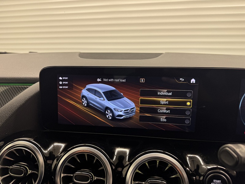 Mercedes-Benz GLA 1.3 GLA180 AMG Line (Premium Plus) 7G-DCT Euro 6 (s/s) 5dr - U119567
