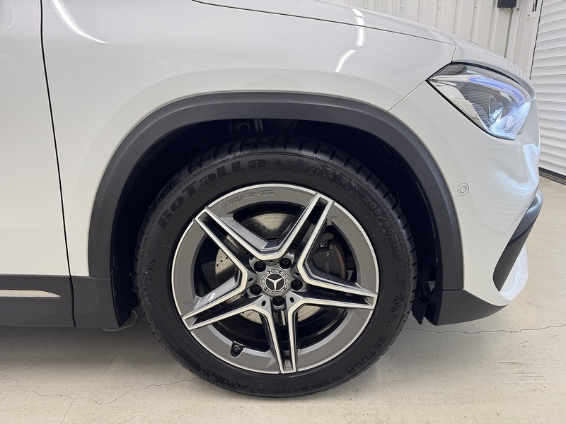 Mercedes-Benz GLA 1.3 GLA180 AMG Line (Premium Plus) 7G-DCT Euro 6 (s/s) 5dr - U119567