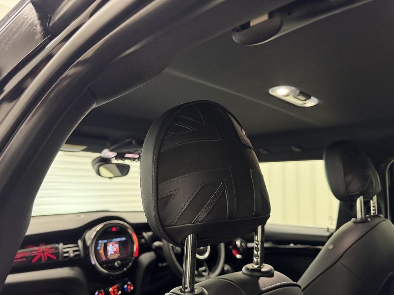MINI Hatch 2.0 Cooper S Exclusive Steptronic Euro 6 (s/s) 5dr - U119579