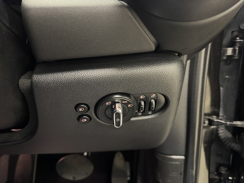 MINI Hatch 2.0 Cooper S Exclusive Steptronic Euro 6 (s/s) 5dr - U119579