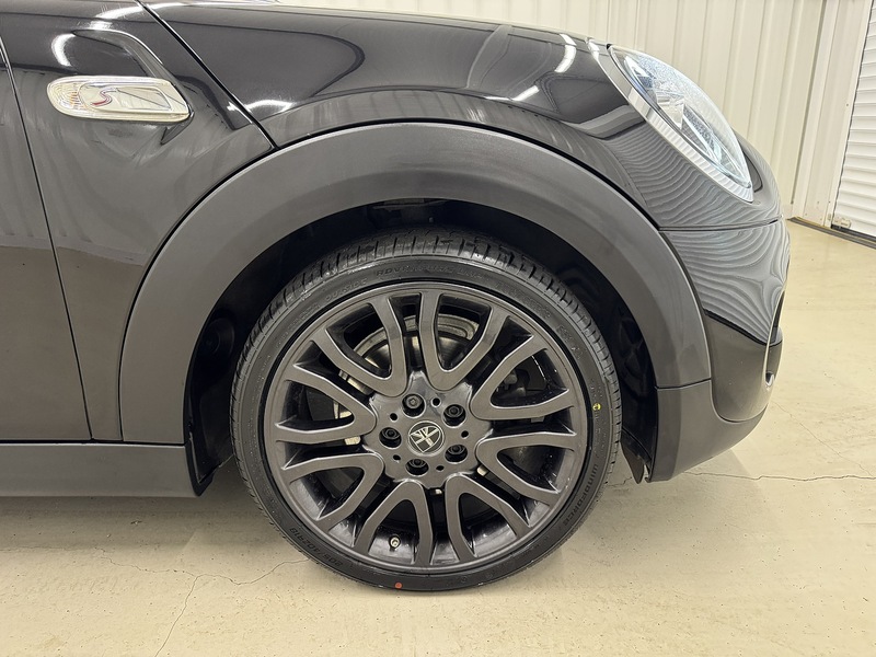 MINI Hatch 2.0 Cooper S Exclusive Steptronic Euro 6 (s/s) 5dr - U119579