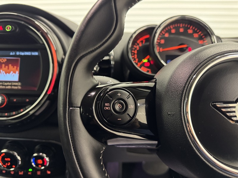 MINI Clubman 1.5 Cooper Exclusive Steptronic Euro 6 (s/s) 6dr - U119584