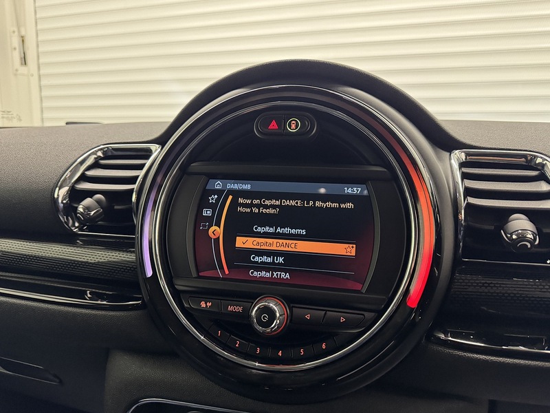 MINI Clubman 1.5 Cooper Exclusive Steptronic Euro 6 (s/s) 6dr - U119584