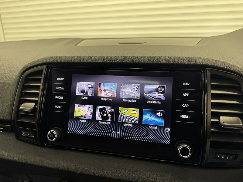 Skoda Karoq 1.5 TSI ACT SportLine SUV 5dr Petrol Manual Euro 6 (s/s) (150 ps) - U119595