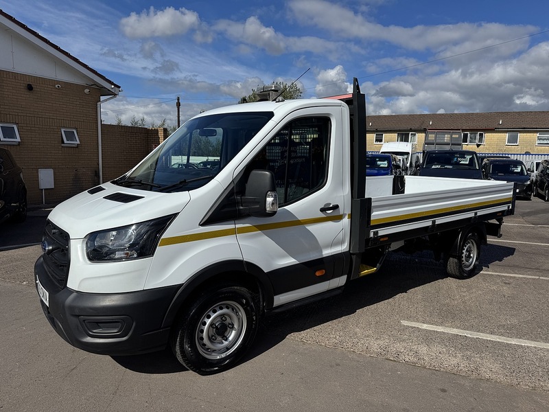 Ford Transit 2.0 350 EcoBlue Leader Chassis Cab 2dr Diesel Manual RWD L3 Euro 6 (s/s) (130 ps) - U119596