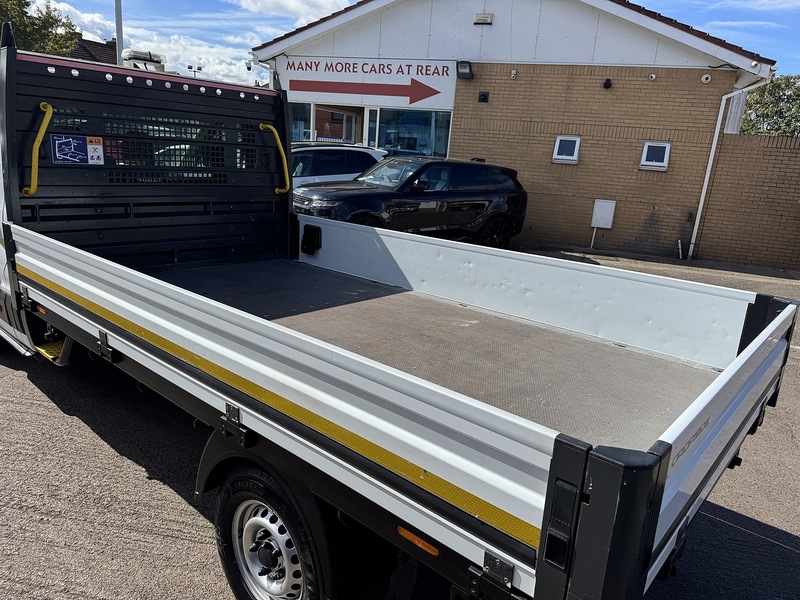 Ford Transit 2.0 350 EcoBlue Leader Chassis Cab 2dr Diesel Manual RWD L3 Euro 6 (s/s) (130 ps) - U119596