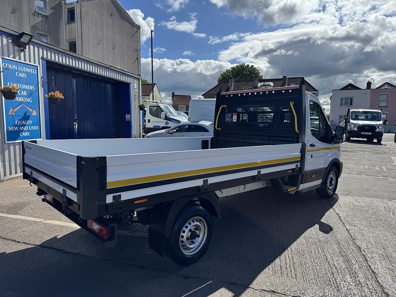 Ford Transit 2.0 350 EcoBlue Leader Chassis Cab 2dr Diesel Manual RWD L3 Euro 6 (s/s) (130 ps) - U119596