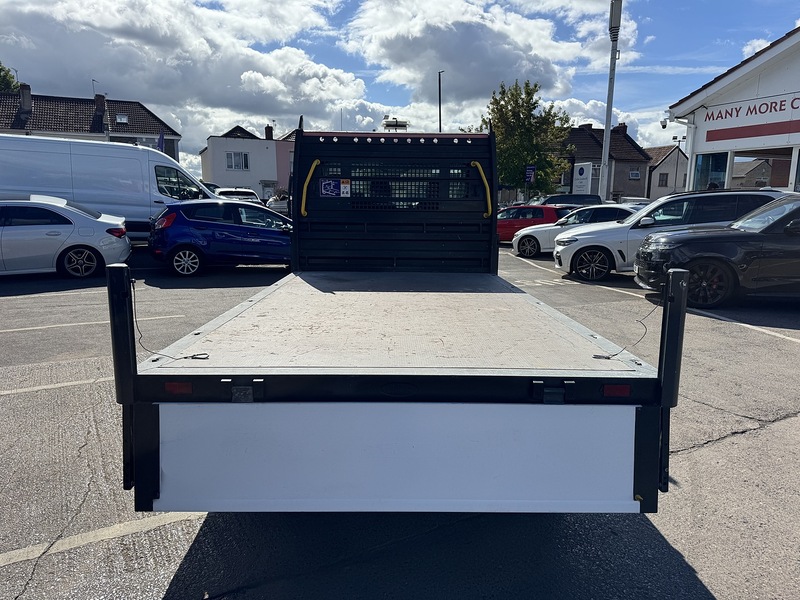 Ford Transit 2.0 350 EcoBlue Leader Chassis Cab 2dr Diesel Manual RWD L3 Euro 6 (s/s) (130 ps) - U119596