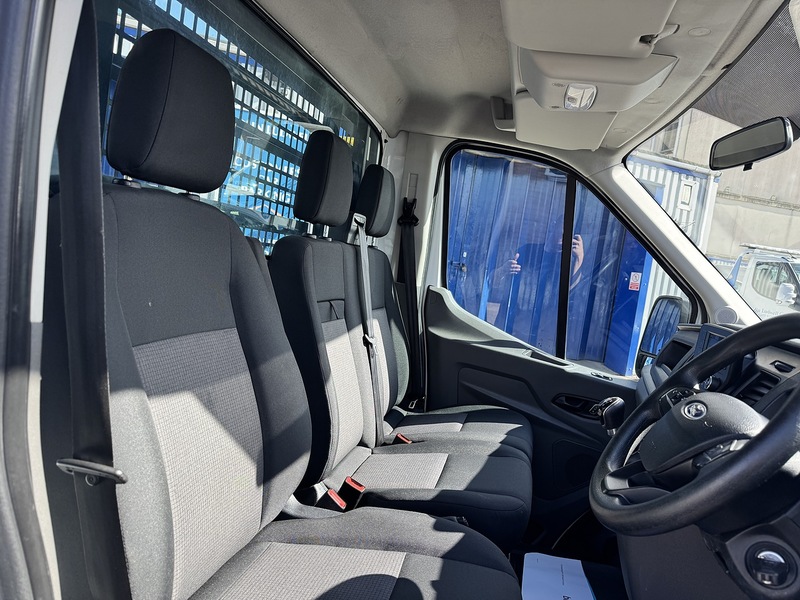Ford Transit 2.0 350 EcoBlue Leader Chassis Cab 2dr Diesel Manual RWD L3 Euro 6 (s/s) (130 ps) - U119596