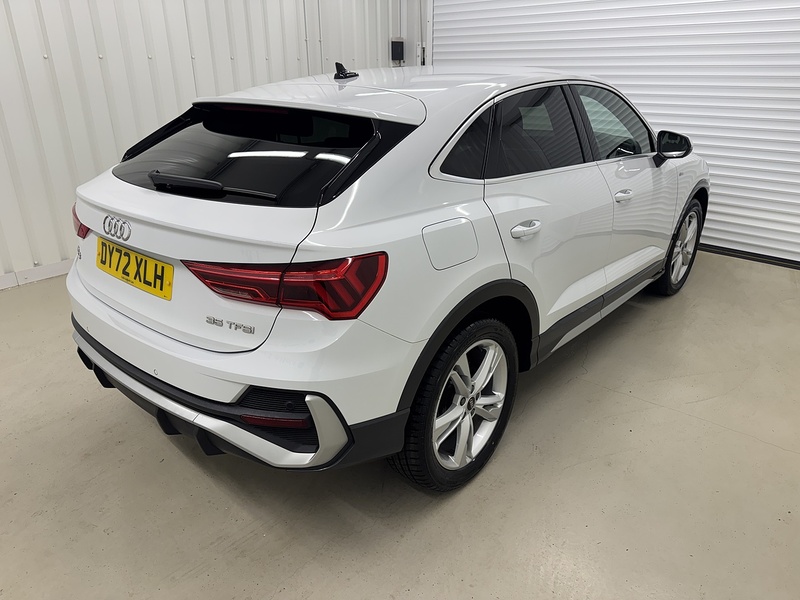 Audi Q3 1.5 TFSI CoD 35 S line Sportback 5dr Petrol Manual Euro 6 (s/s) (150 ps) - U119598