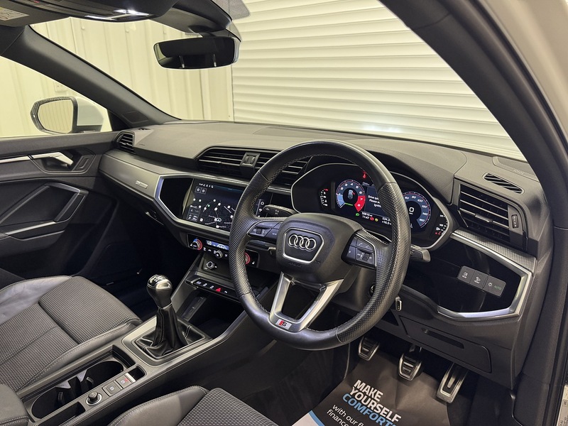 Audi Q3 1.5 TFSI CoD 35 S line Sportback 5dr Petrol Manual Euro 6 (s/s) (150 ps) - U119598