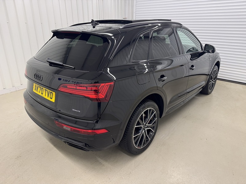 Audi Q5 2.0 TFSI 45 S line SUV 5dr Petrol S Tronic quattro Euro 6 (s/s) (265 ps) - U119599