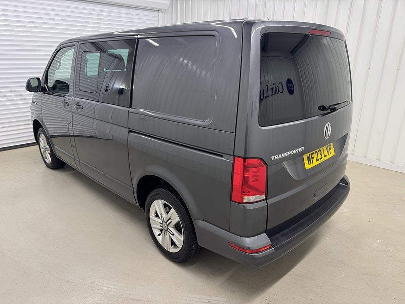 Volkswagen Transporter 2.0 TDI T32 Highline Kombi DSG FWD SWB Euro 6 (s/s) 5dr - U119602