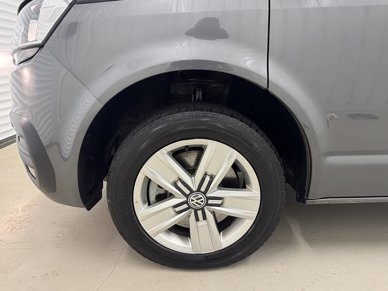 Volkswagen Transporter 2.0 TDI T32 Highline Kombi DSG FWD SWB Euro 6 (s/s) 5dr - U119602