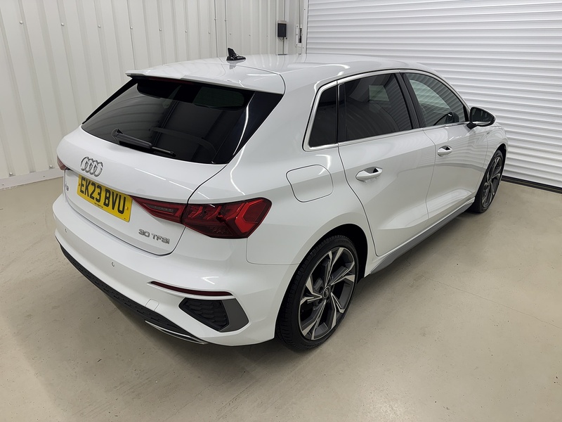 Audi A3 1.0 TFSI 30 S line Sportback Euro 6 (s/s) 5dr - U119605