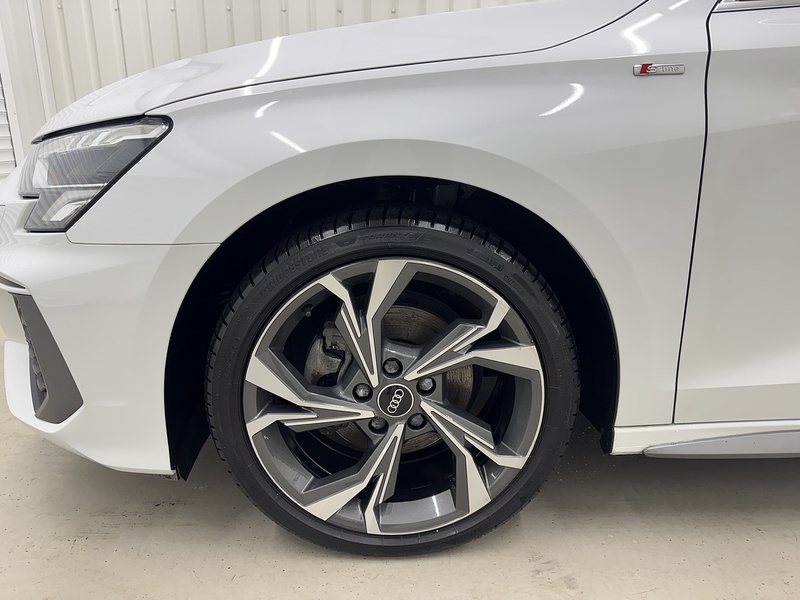 Audi A3 1.0 TFSI 30 S line Sportback Euro 6 (s/s) 5dr - U119605