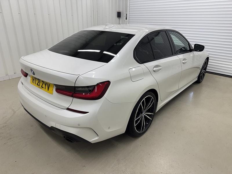 BMW 3 Series 2.0 320i M Sport Auto Euro 6 (s/s) 4dr - U119610