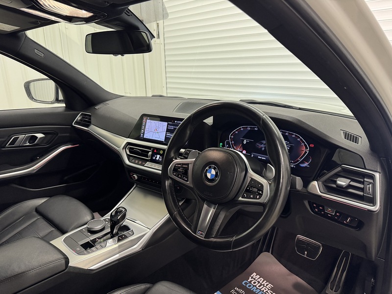 BMW 3 Series 2.0 320i M Sport Auto Euro 6 (s/s) 4dr - U119610
