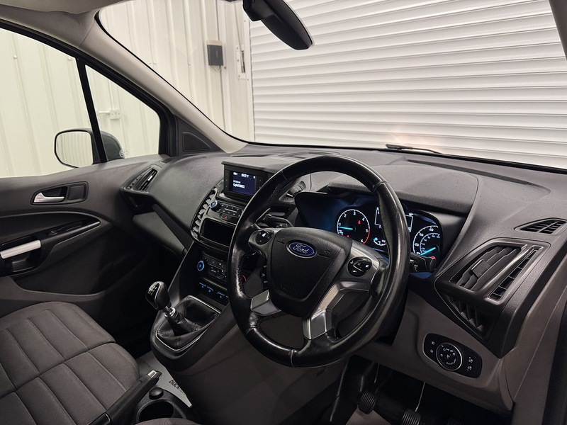Ford Transit Connect 1.5 240 EcoBlue Limited Panel Van 5dr Diesel Manual L1 Euro 6 (s/s) (120 ps) - U119612